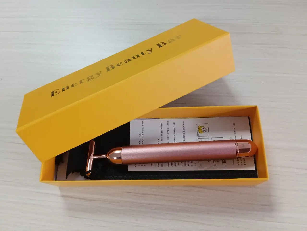 Portable Energy Electric Beauty Bar Waterproof 24K Gold Pulse Firming Massager Roller Facial Eye Pouch Remover Face Care Tool