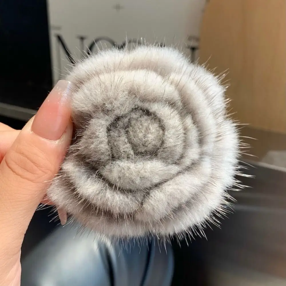 Fashion Scarf Decorative Real Mink Fur Brooch High-end Elegant Flower Brooch Sweater Pin