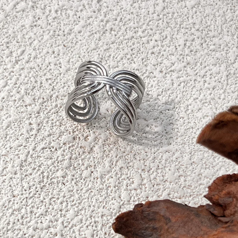 Chic Multilayer Twist Metal Linearity Geometric Rings for Women Men Stainless Steel Ripple Irregular Finger Ring Unisex Jewelry