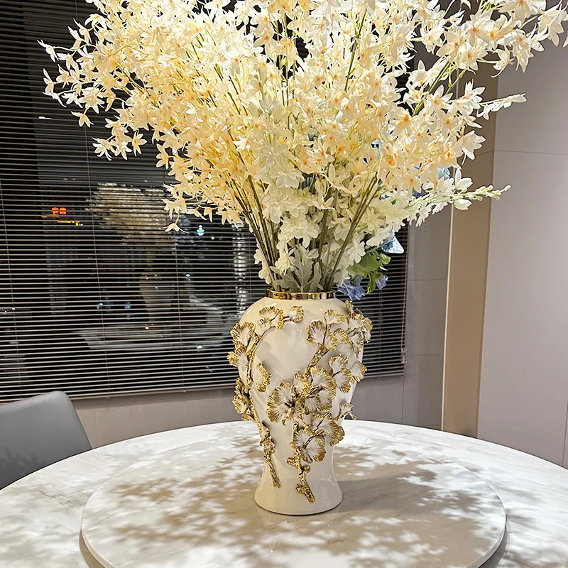 Light Luxury Ceramic Handmade Applique General Vase Electroplated Gold Flower Vase Model House Entrance Ornaments Home Gift 3