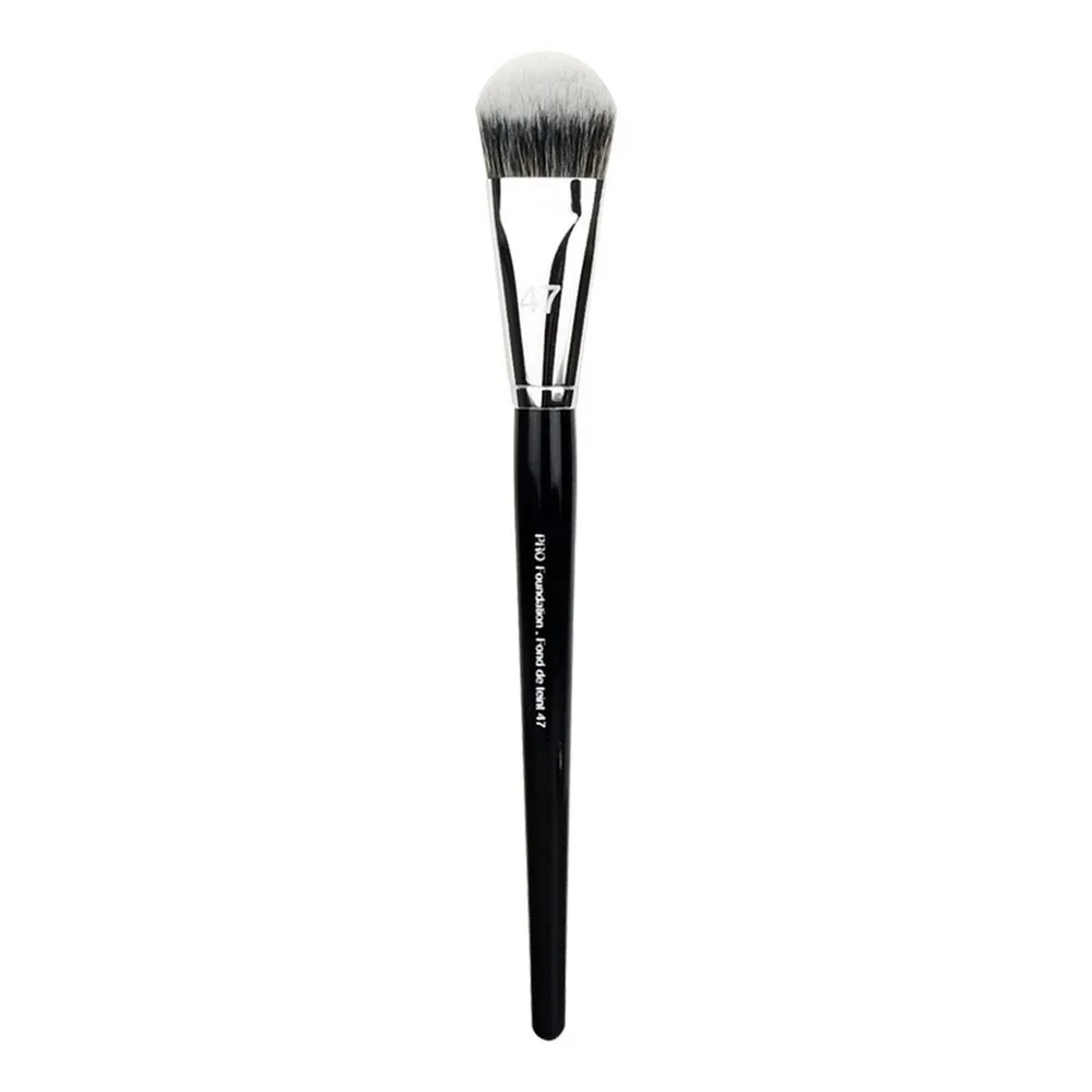 Professional Foundation Brush Image 5