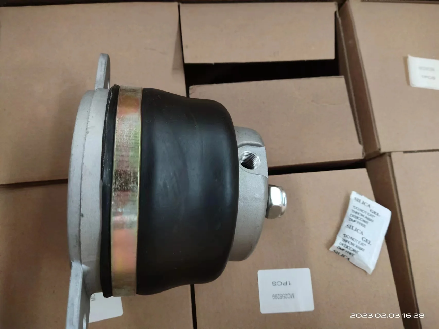 Ʈ ĳ   OEM ȣ: MK622243/MC056299