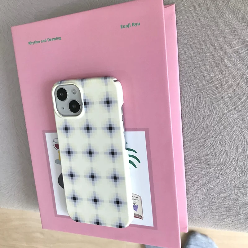 Simple Rhombic Lattice Case for iPhone