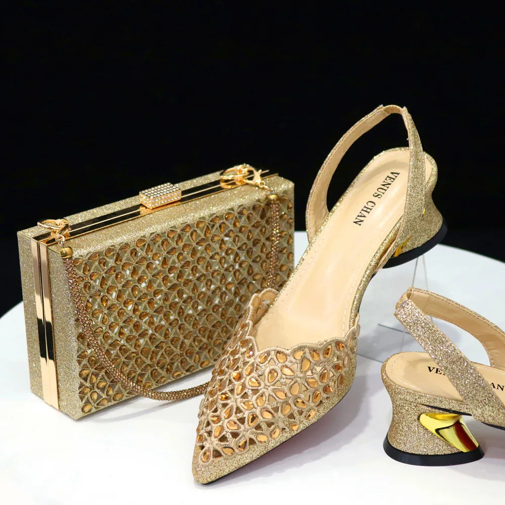 

New Arrival Golden Color Ladies Italian Ｄesign Shoes and Bag Decorated with Rhinestone Nigerian Stiletto Shoes And Moon Bags