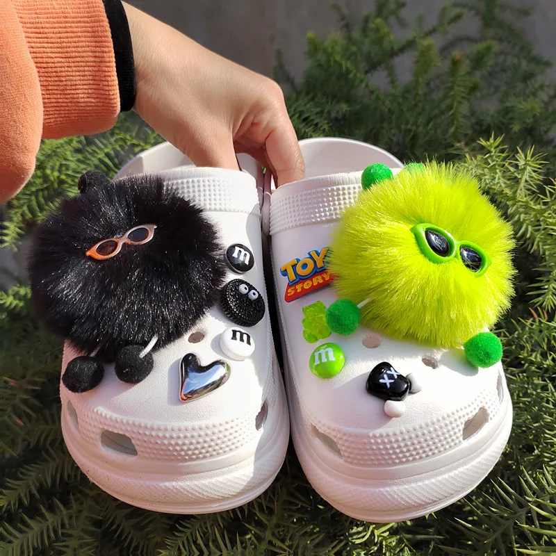 

New DIY Black Plush Ball Hole Shoes Charms for Furry Ball Cute Charms Designer shoe Accessories All-match Hot Sale Girls Gift