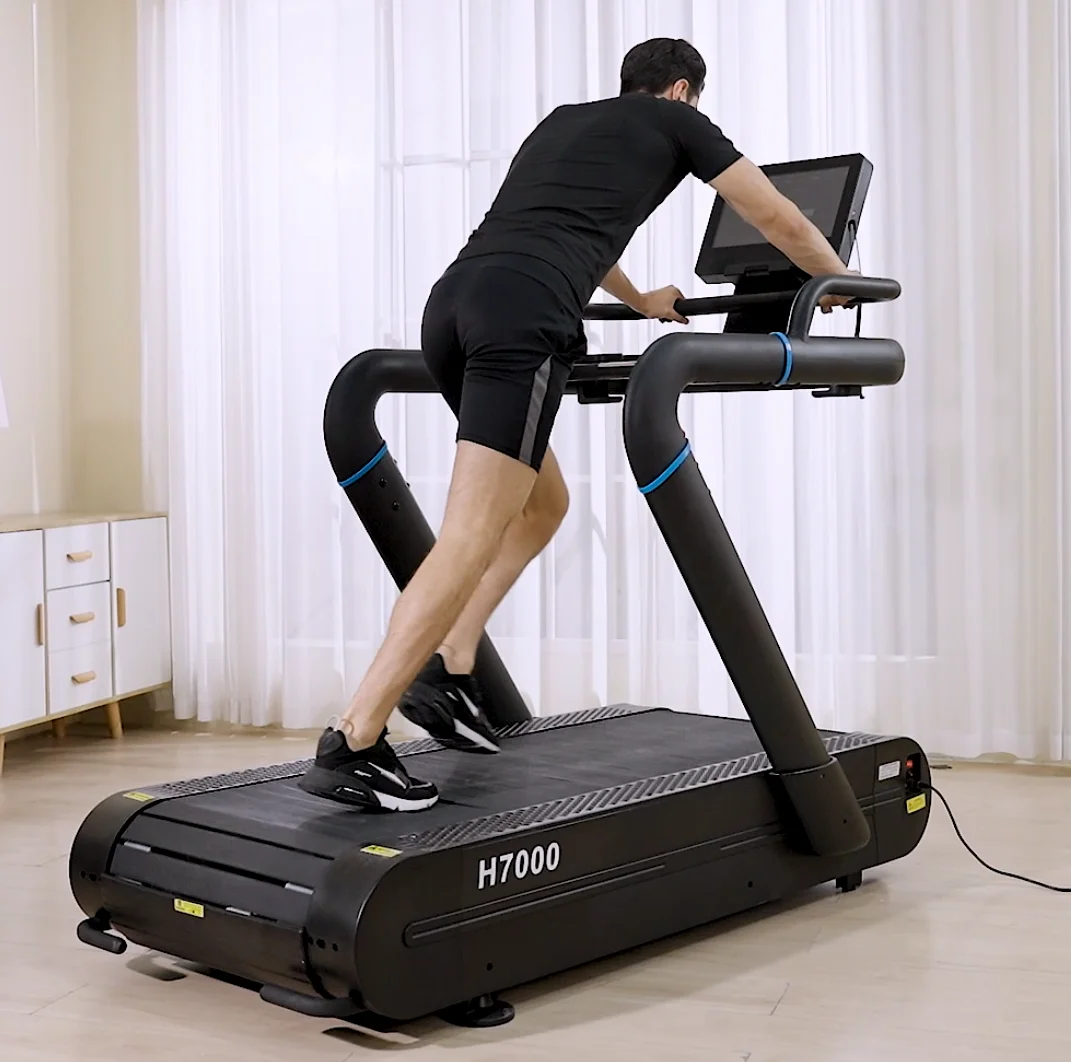 AC Motorized Crawler Treadmill Slat Commercial Treadmill Curved Slat-belt Design That Reduces the Shock of Impact