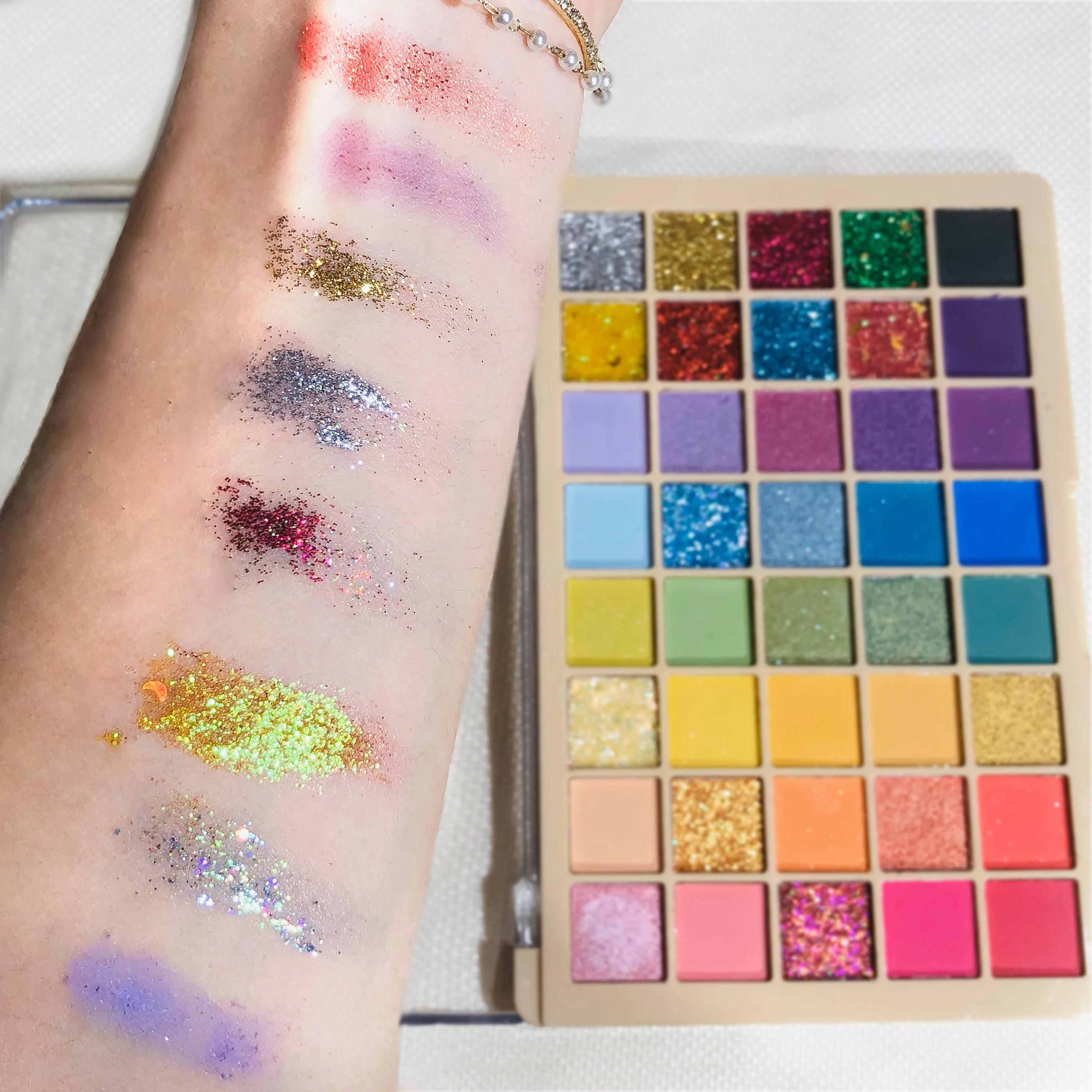 Vibrant 40-Color Eyeshadow Palette - Festival Stage Matte & Pearlescent Shades