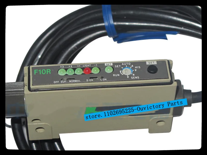 

Новый оригинальный датчик оптоволоконного усилителя TAKEX F10R