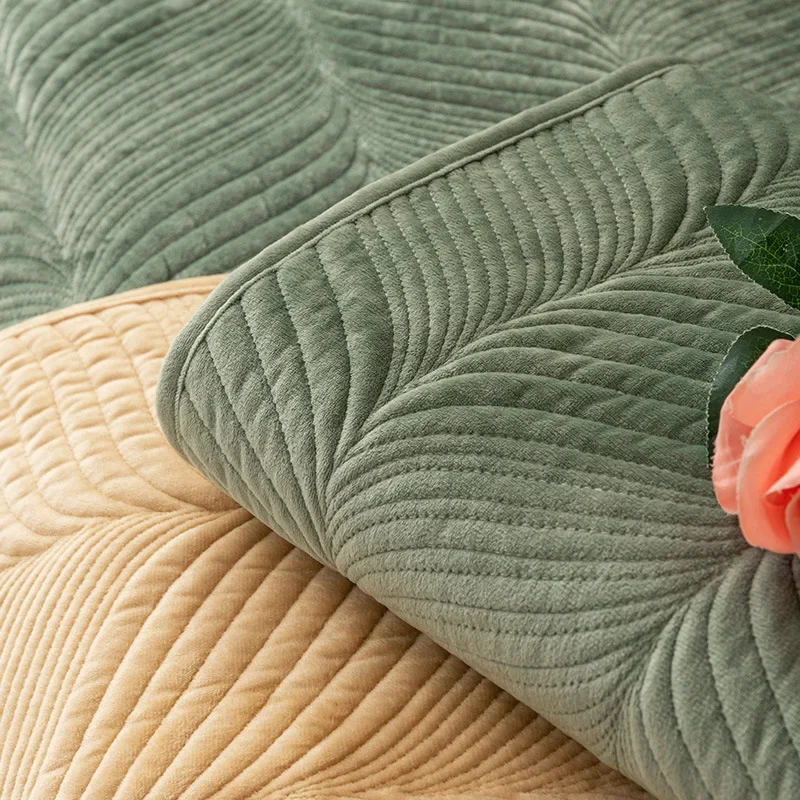 Plush Velvet Sofa Covers, Couch Cover for Living Room, Universal Towel, Non-slip, Decorative 3