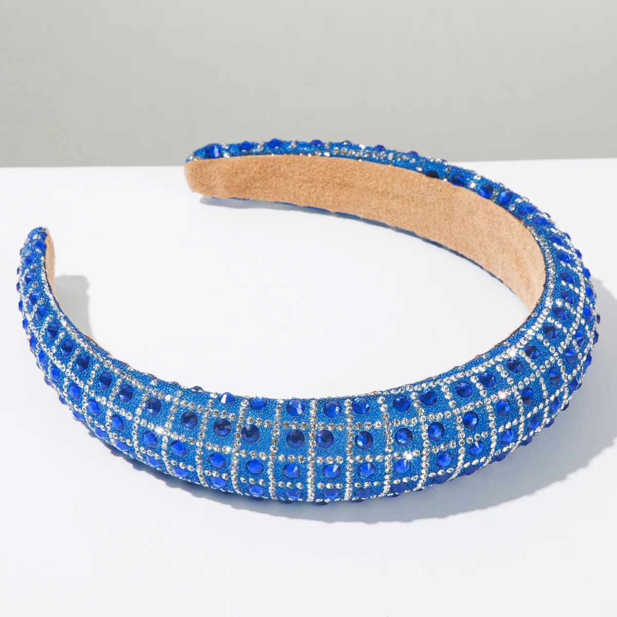 Neues europäisches Mode-Haarband mit glänzenden Strasssteinen für Damen, breites Haarband, luxuriöses, elegantes Party- und Abschlussball-Haaraccessoire – Detail 12