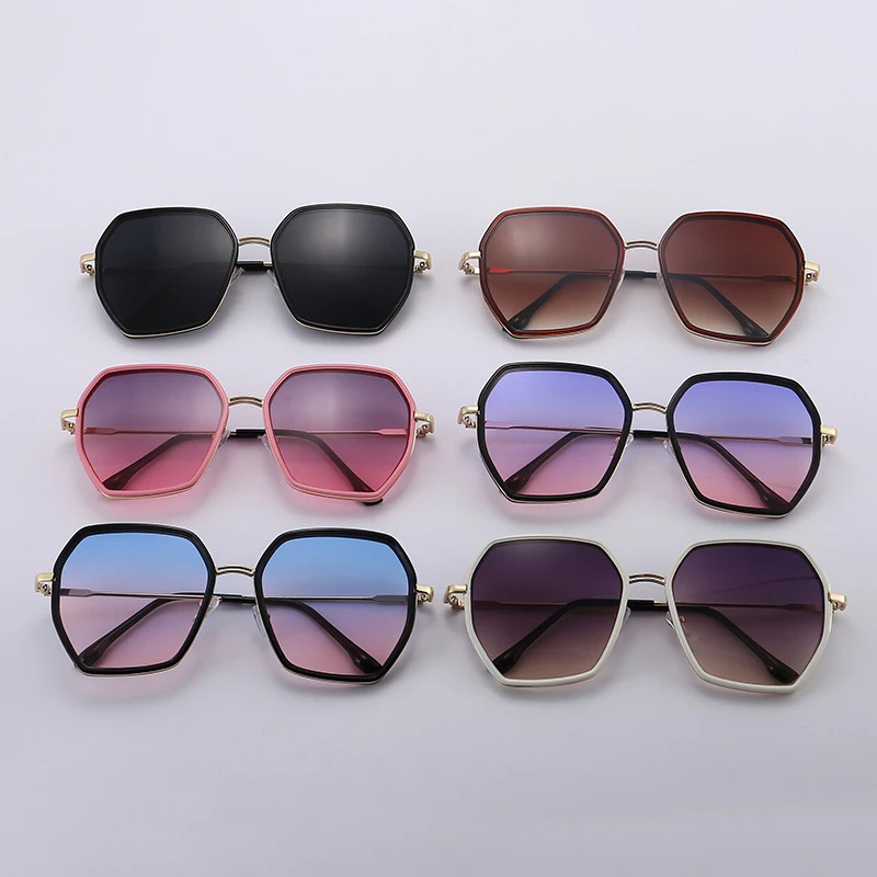 

Classic Polygonal Gradient Sunglasses For Women Men Fashion Vintage Ocean Color Metal Frame Big UV400 Sun Glasses Trend Eyewear