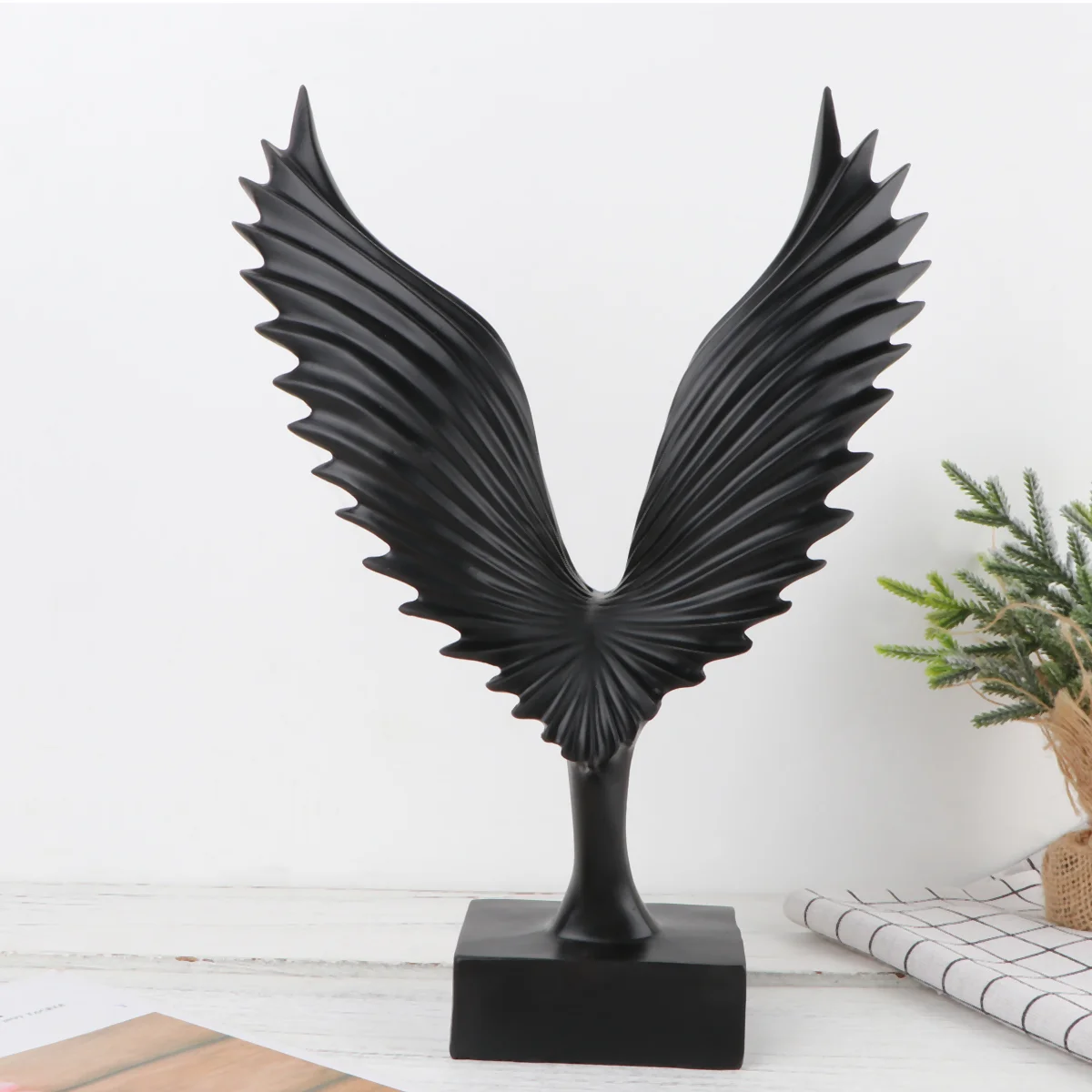 

Dining Room Table Decor Wing Statue Decorations Resin Sculpture Ornament Tabletop