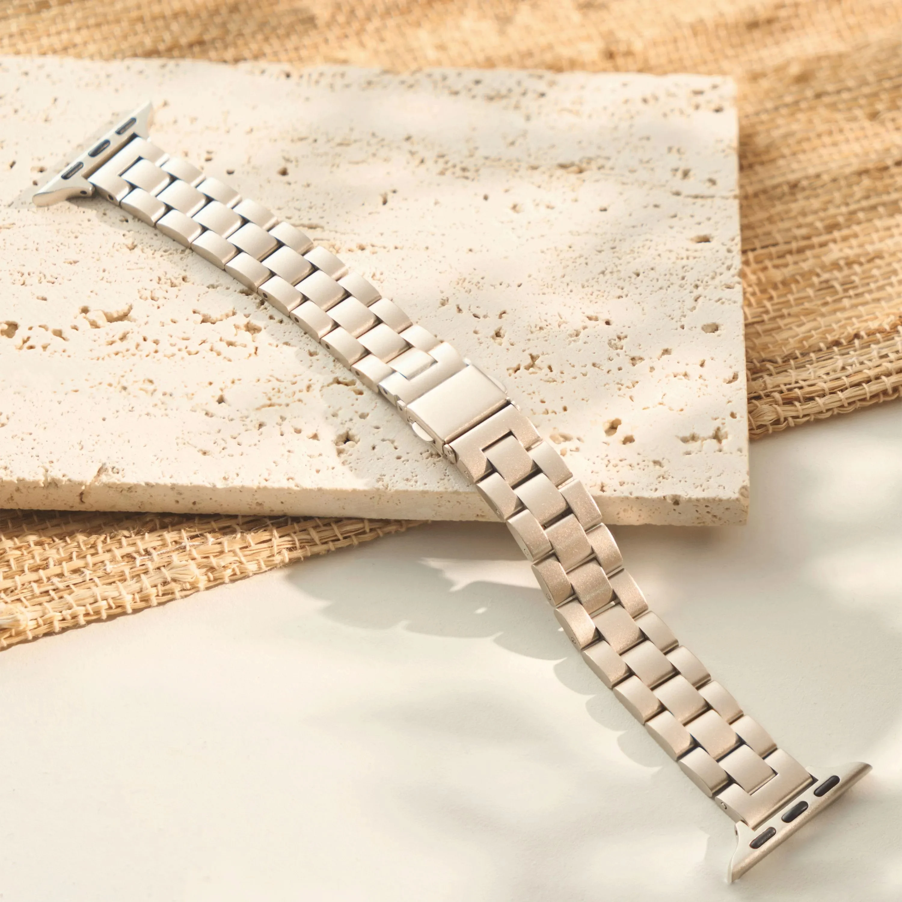 Slim leather band for Galaxy Watch, Huawei GT, Amazfit