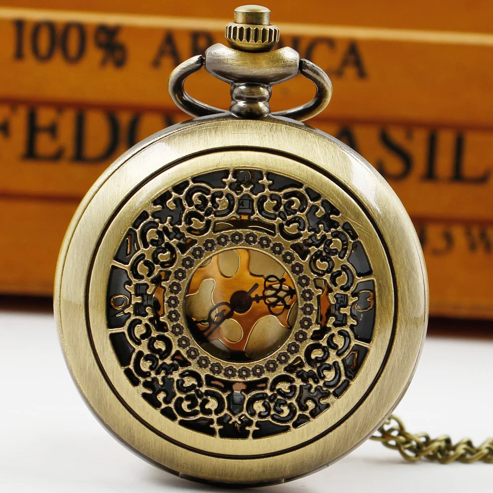 

Exquisite Retro Bronze Hollow Quartz Pocket Watch Unisex Premium Pockets Chain Clock Gifts Dropshipping