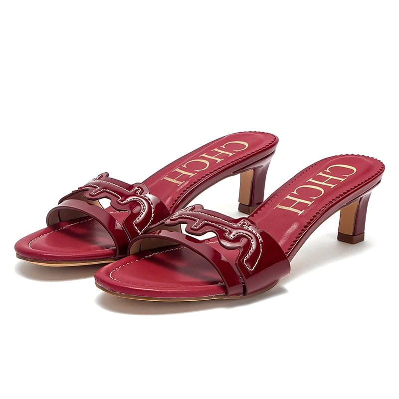 صنادل نسائية صيفية كاجوال بكعب عالٍ 5 سم باللون ال...