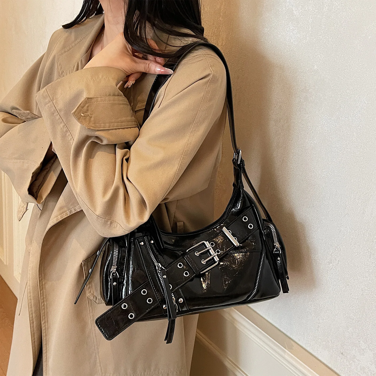 Women Y2K PU Rivet Handbag W/Belt Buckle Underarm Bag Motorcycle Bag for Travel Shopping Daily Use