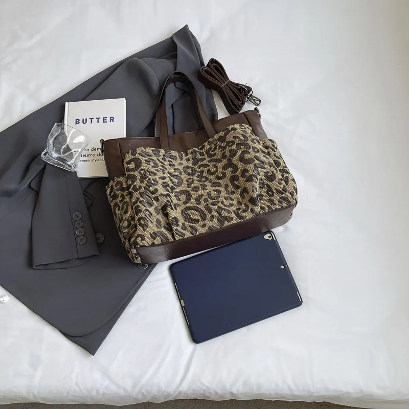 حقيبة شطبة ذات سعة كبيرة بطباعة الفهد الرجعية حقيب...