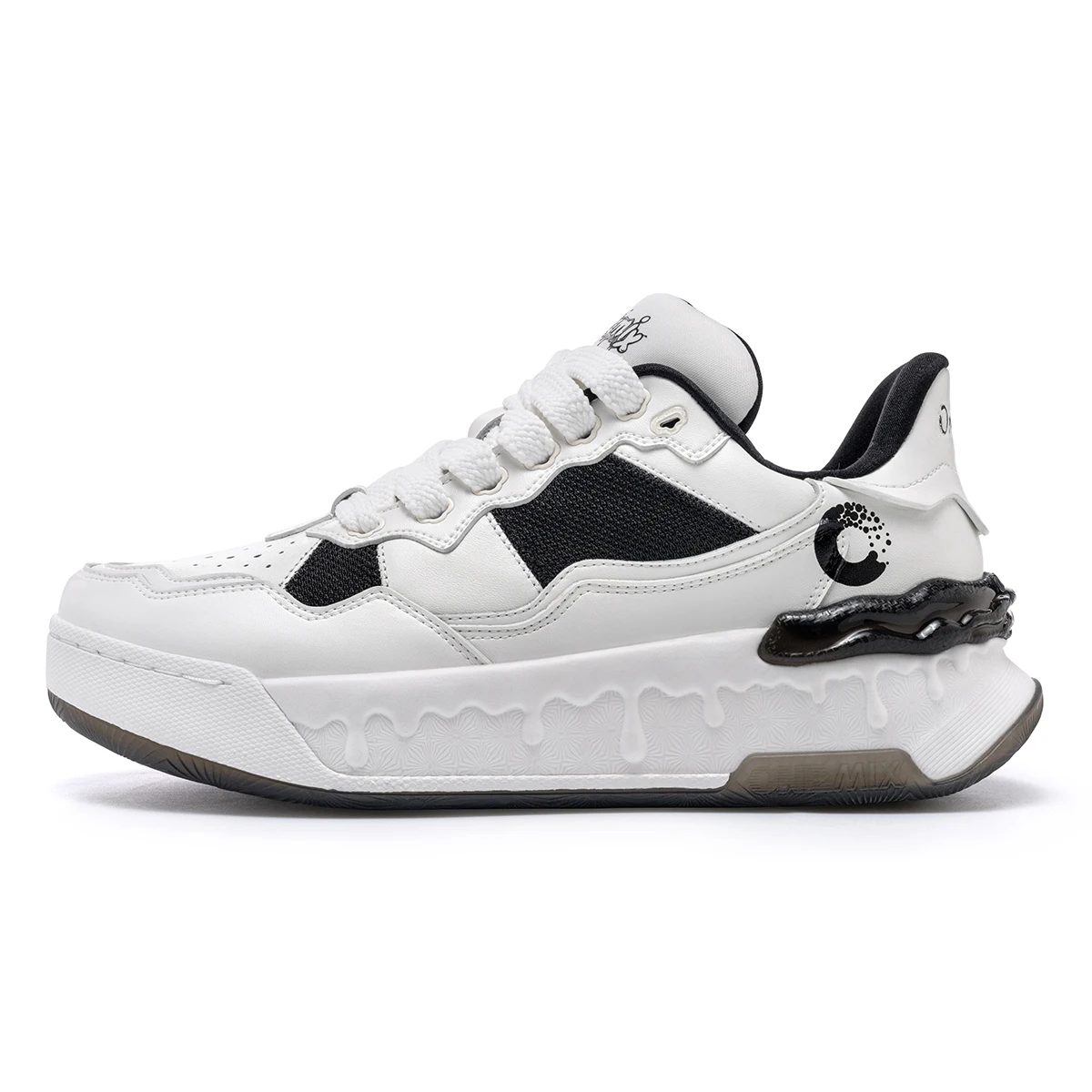 Chaussures ONEMIX design moderne