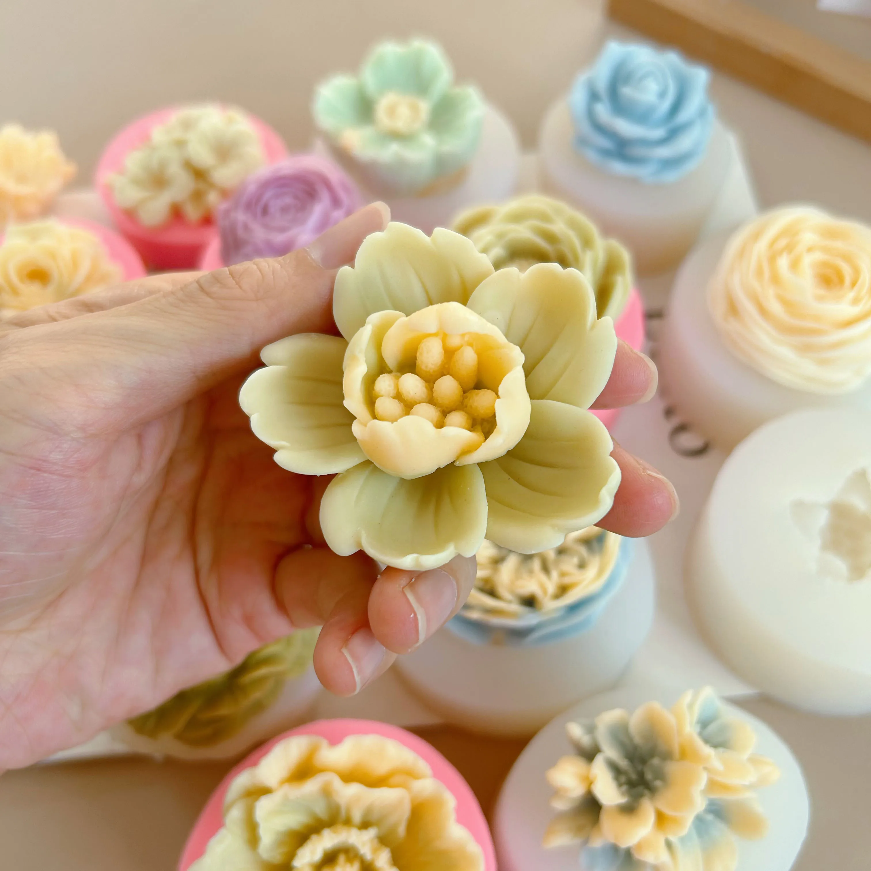 3D Cherry Blossom Candle Mold 1