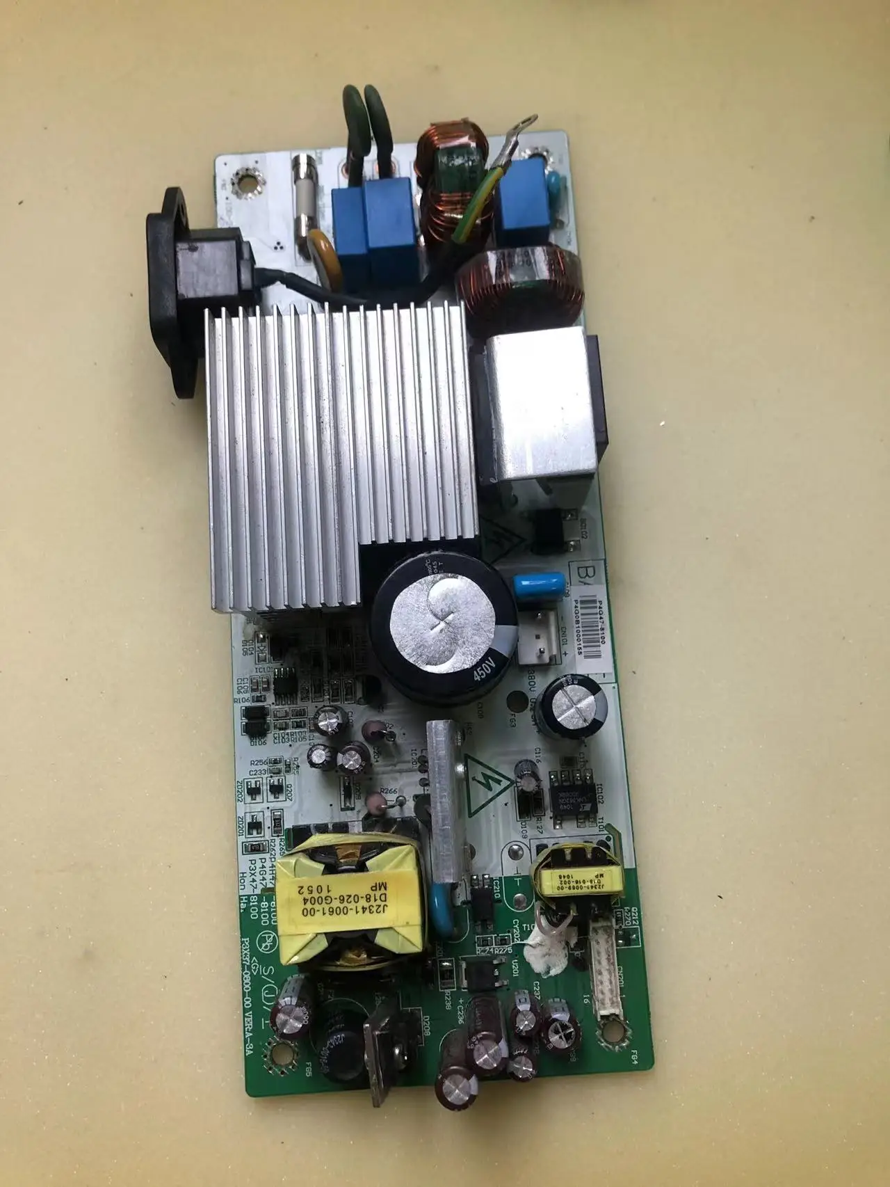 

Главный источник питания проектора AWO P3X37-0800-00
