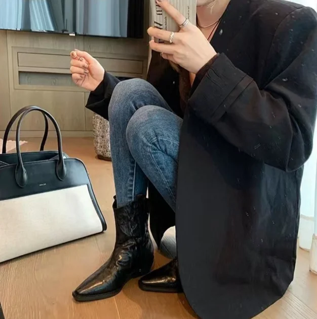 2024 Höst/vinter Ny Casual, spetsig V-ringad Cowboy Tjockklack Martin Kvinnors Korta Ben Långa Tunna Stövlar_voghion.com