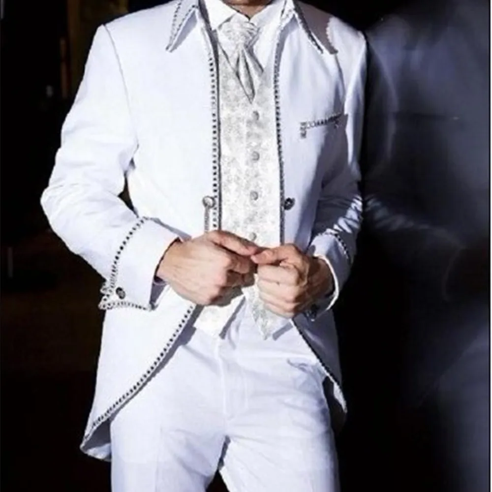

Costume Homme White Mens Suits For Wedding 3pieces Trajes De Hombre Terno Masculino Tuxedo Man Suit(Jacket+Pants+Vest)
