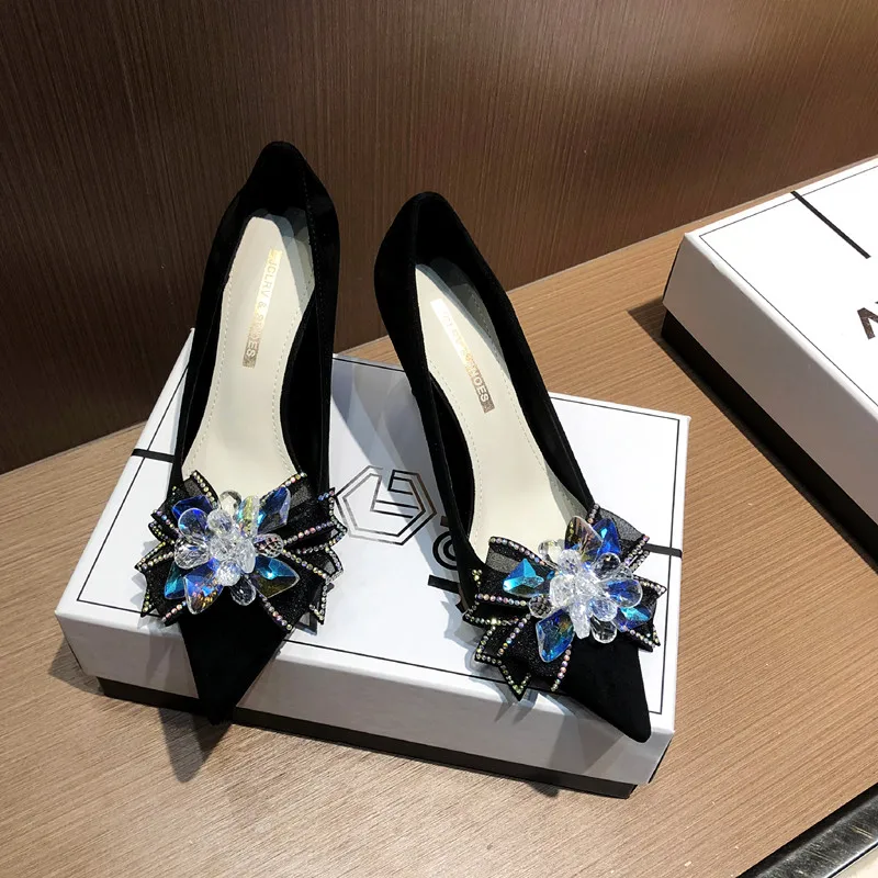

Spring and summer new black suede rhinestone bow pointed single shoes banquet dress versatile thin high heel large women's shoes