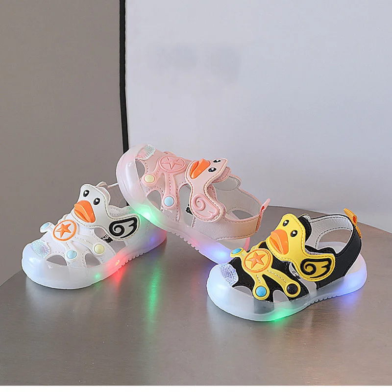 Little Duck Light-up LED Sandals for First Walker Anti-kick Baby