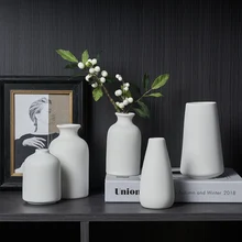 White Ceramic Vase Living Room Decoration Vases Nordic Decoration Home Table Tabletop Vase Small Vases for Flowers
