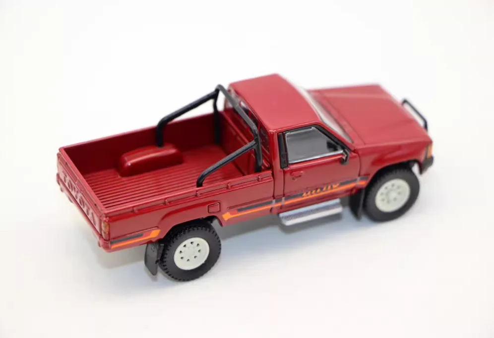 Para64 1:64 1984 Hilux Pickup Truck Simulation Alloy Car Model Gifts Decoration Collection Toys Static Display 19 S3bc677af8aee4be8b40abd14e4c73bf1F