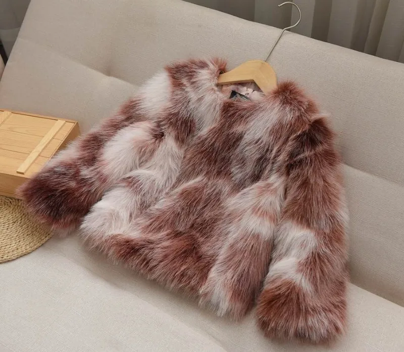 Winter Patchwork Fur Coat for Girls Short Round Neck - Uniqwear