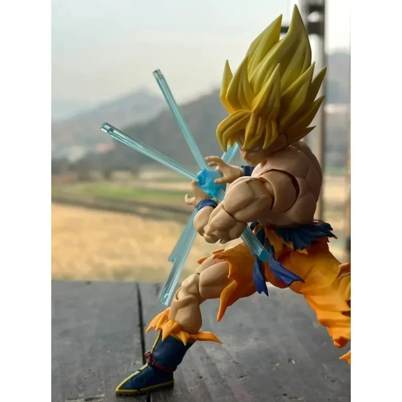 BANDAI DRAGON BALL Z Son Goku SSJ Real Works Series 3 Anime Figure