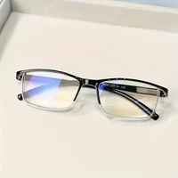 4pcs Fashion Reading Glasses Classic Design with PC Material Unisex Fit Comfortable Reading Experience for Adult +1.0 To +4.0 3