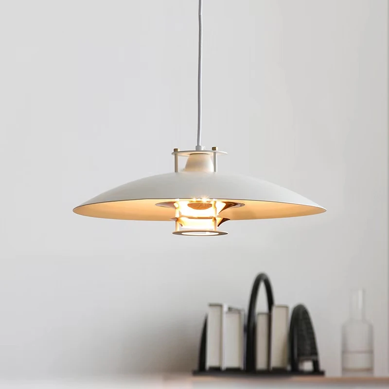 

Nordic minimalist restaurant chandelier study bedroom postmodern Danish UFO island counter bar lamp