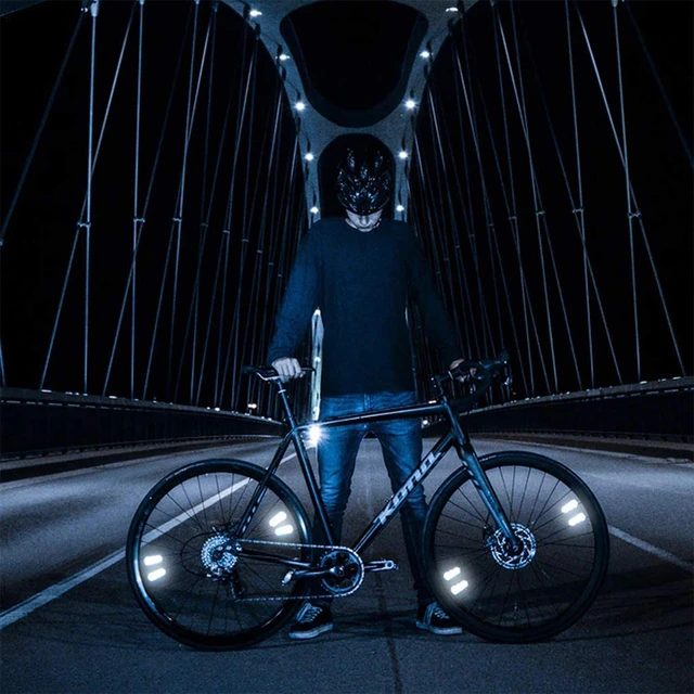 Réflecteur de rayons de vélo, lumière iodée de sécurité, lumières  clignotantes de coulée de jante de roue - AliExpress