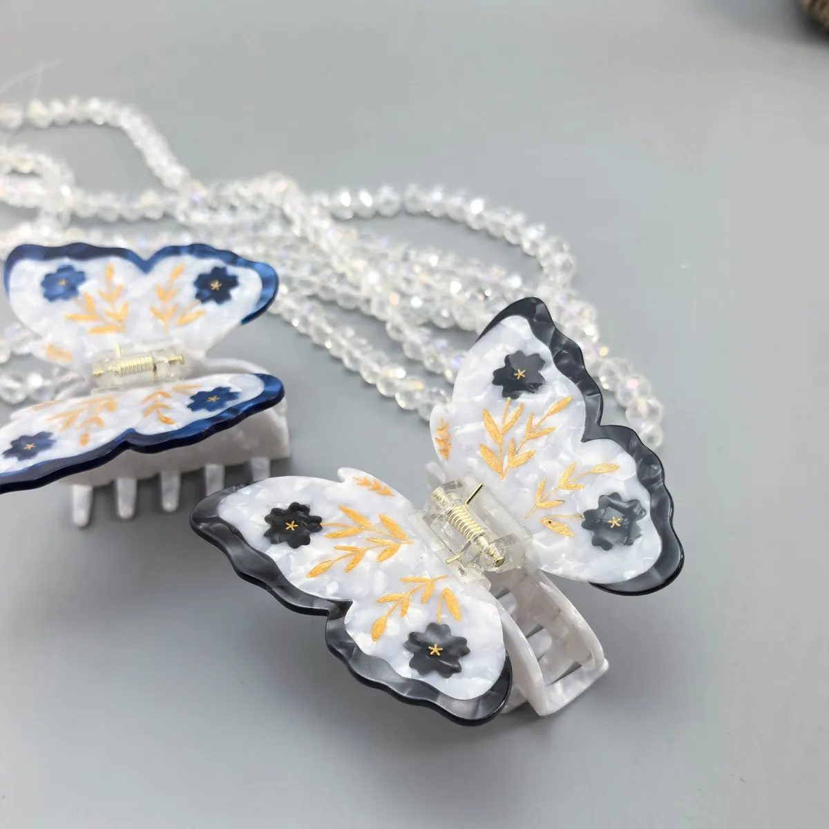 クロークリップ、ヘアキャッチ、ノンスリップヘアクリップ、エレガントなシルバーメタルヘアクローバタフライラブペンダントヘアピン女性アク 女性のための銀の ヘアクリップ,クールなヘアピン,スターy2k,金属製のバー,かわいい装飾的なボビーピン,ヘアアクセサリー ... エレガントなシルバーメタルヘアークローバタフライ愛ペンダントヘアピンズ女性アクリルヘアクリップ中空アウトハートタッセルヘアアクセサリ