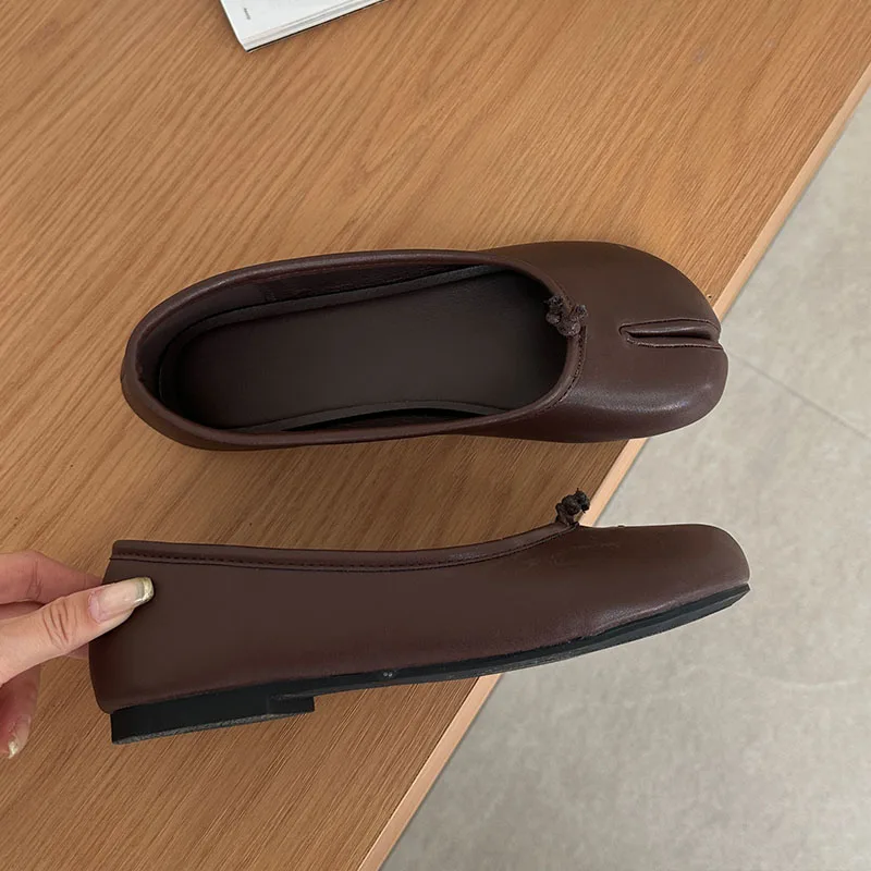 النساء الشقق تابي النينجا أحذية امرأة السيدات ستوكات الجلود مريح الشقق سبليت تو النعال لينة أسفل المتسكعون الصلبة موجز لا