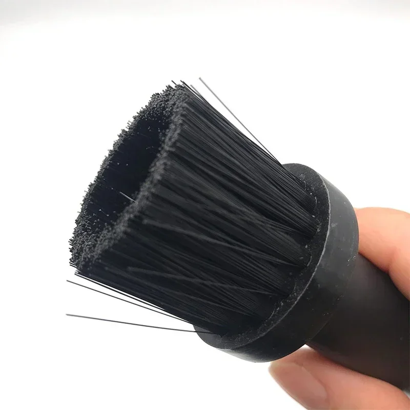 1PC Car Wheel Screw Cleaning Brush Steel Rims Tyre Nuts & Lug Nuts Cleaning Deep Cleaning Tyre Maintenance Care Tools Car Parts 5