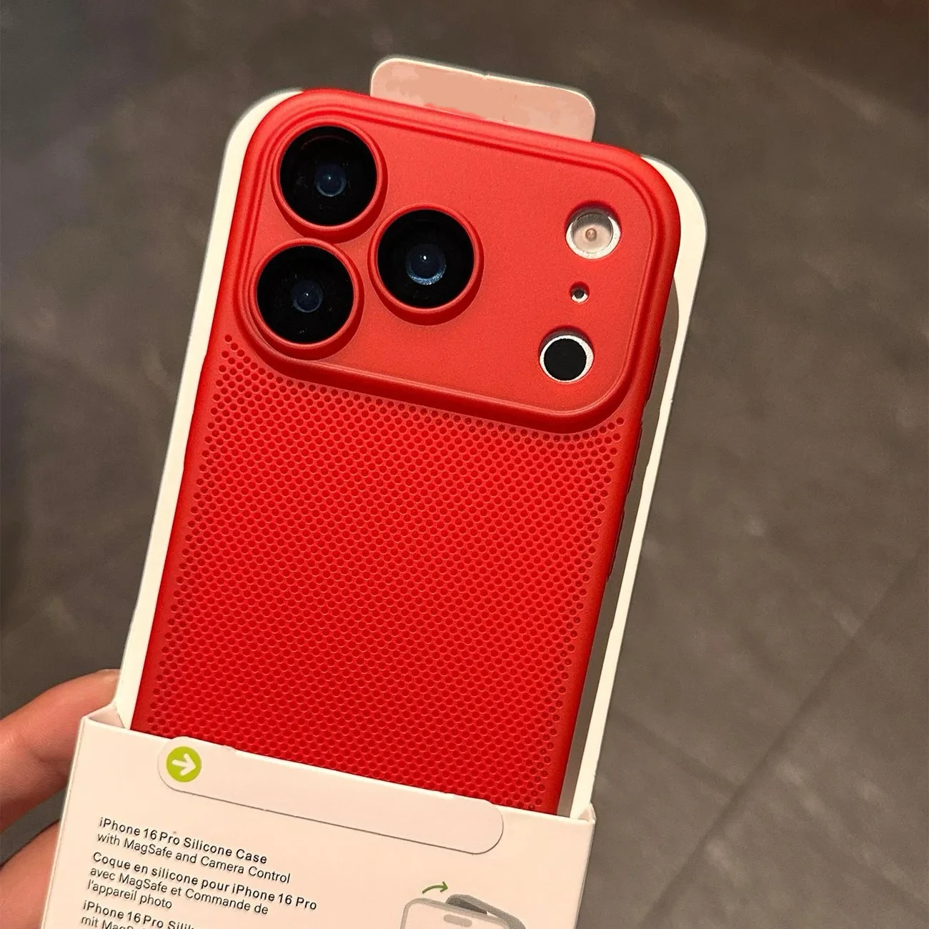 Enhanced Cooling Mesh Phone Case with Heat Dissipation, Breathable Hard Back Cover