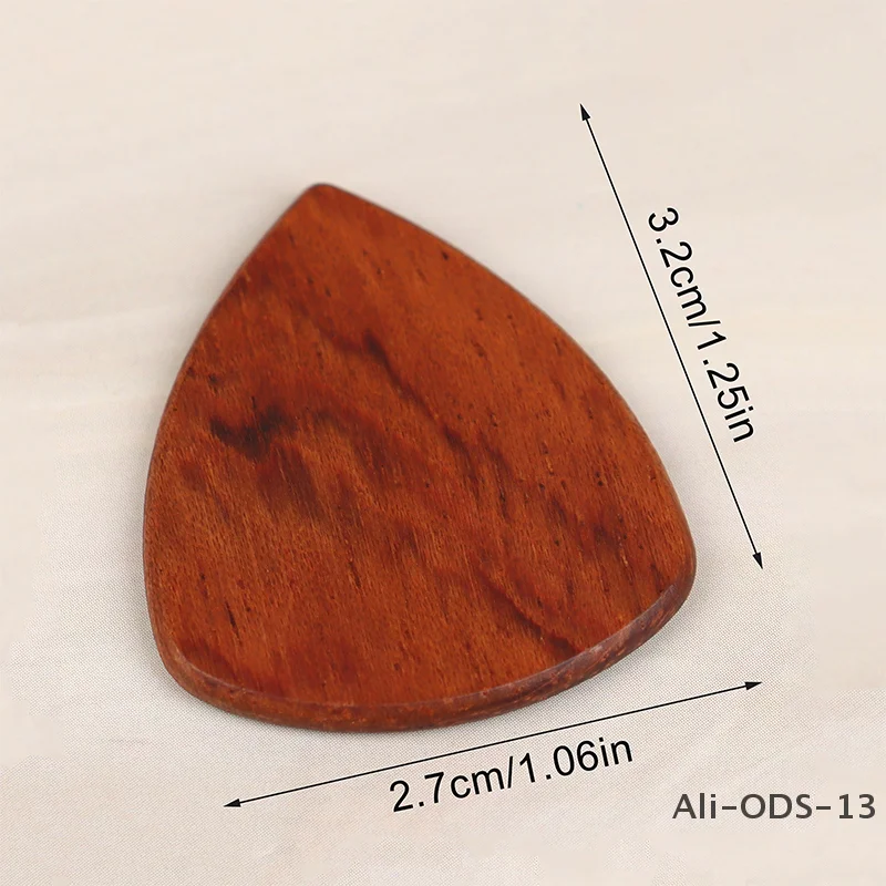 1/5Pcs Wooden Acoustic Guitar Picks Bass Ukulele Plectrum Picks Electric Guitar Can Be Drillable Pendant Gift