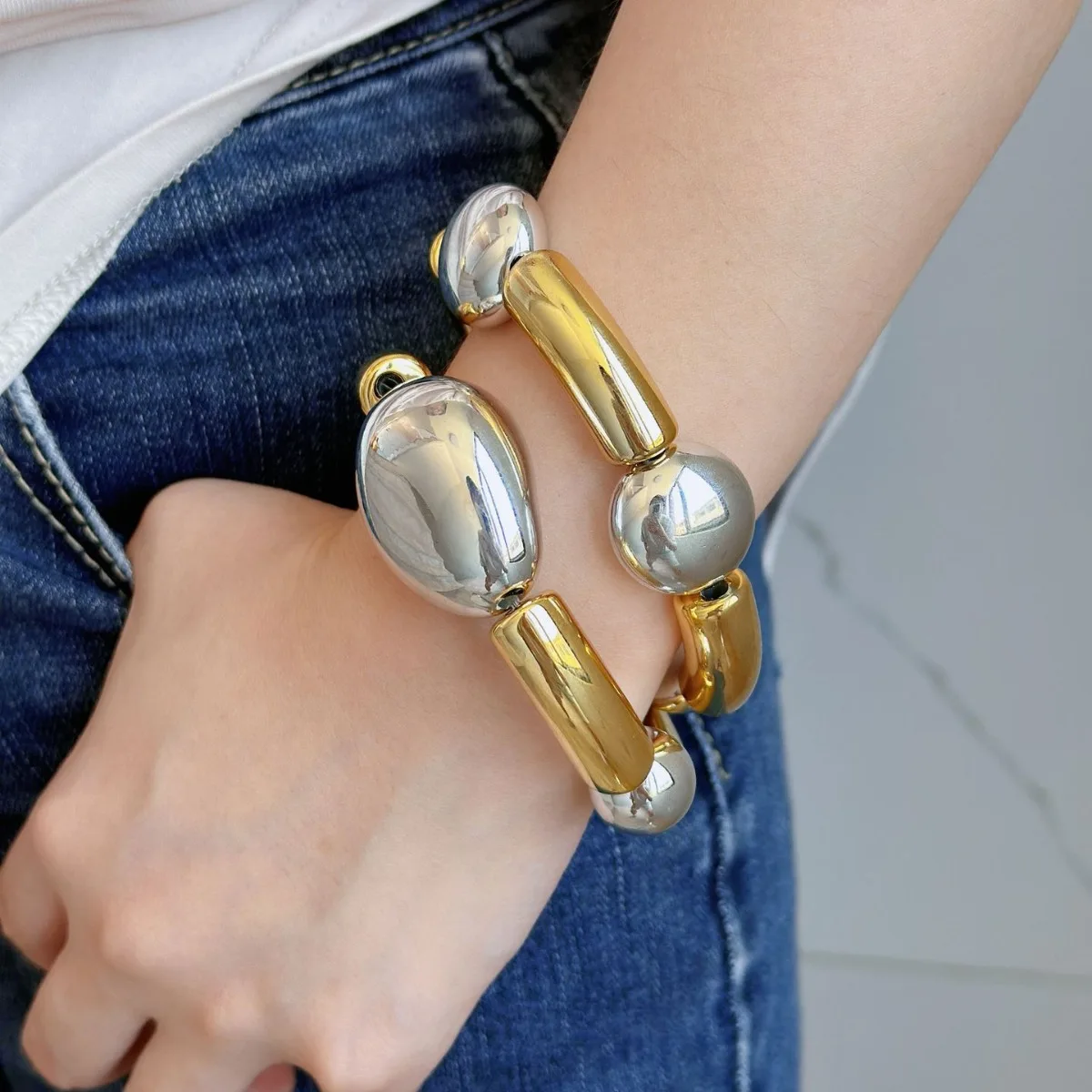 Bracelet - messing - irregulier lisse