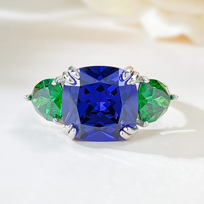 

2023 New S925 Silver Radian Cut 10 * 10 Tanzanian Blue Ring Female
