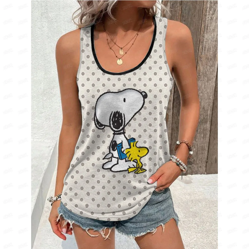 thumbnail image 1 of Camisetas sin mangas para mujer, cuello en U, básicas, con estampado de dibujos animados de Snoopy, informales, negras, sin mangas, estilo playero para vacaciones de verano para mujer, 1 of 5