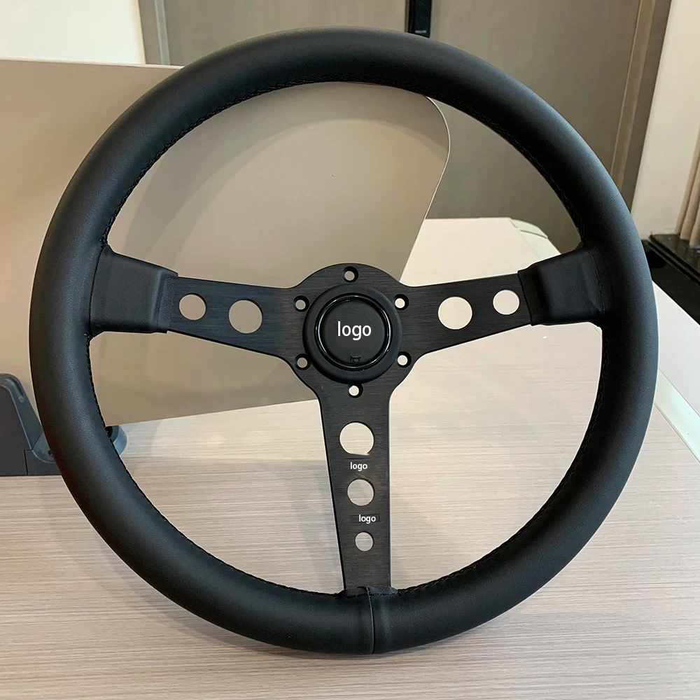 momo スポーツステアリング 黒 カーボンファイバー momo スポーツステアリング 黒 カーボンファイバー momo