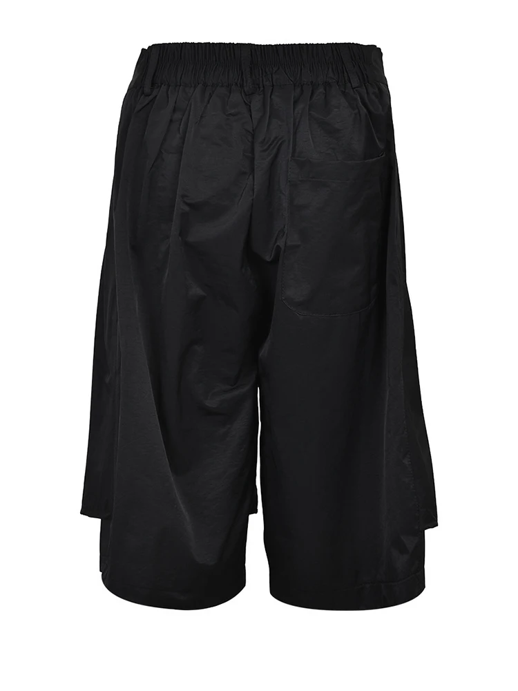 [EAM] High Waist Black Pleated Shaped Knee Length Pants New Loose Fit Trousers Women Fashion Tide Spring Summer 2026  1DF9708