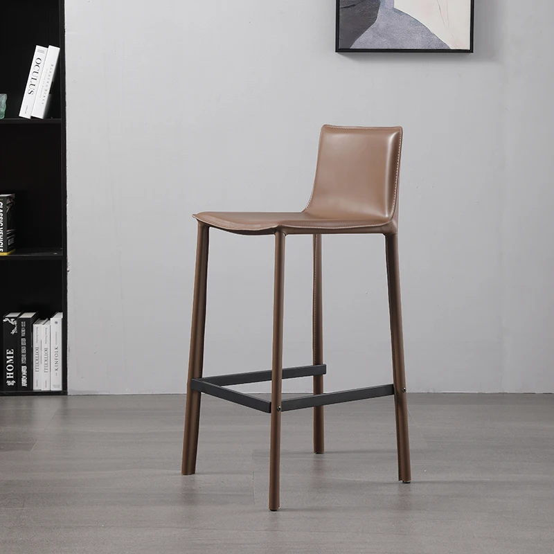 Chaise inclinable en cuir d'art en métal italien, haut, simple, dossier de chambre, repose-pieds, designer, meubles de chambre Sedie, luxe, 73 chaises de bar