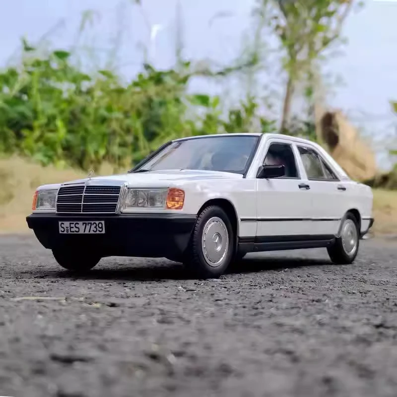 ミニカー NOREV 1/18 Mercedes-Benz 190E NOREV 1:18 Mercedes-Benz 190E High Simulation Diecast Car
