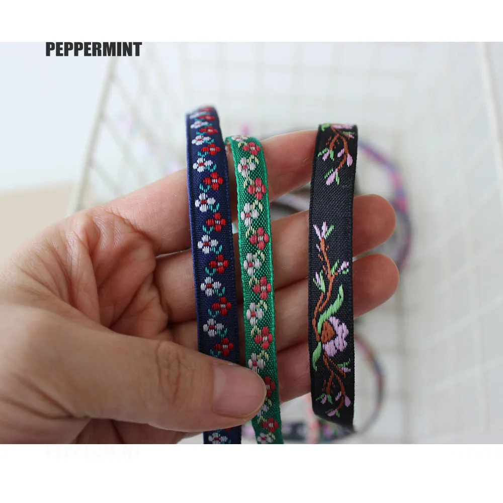 2Yard Flower Embroideried Ribbon Minority Lace Vintage webbing Pattern Trimming DIY Clothes Bag Accessories Embroidered Fabric