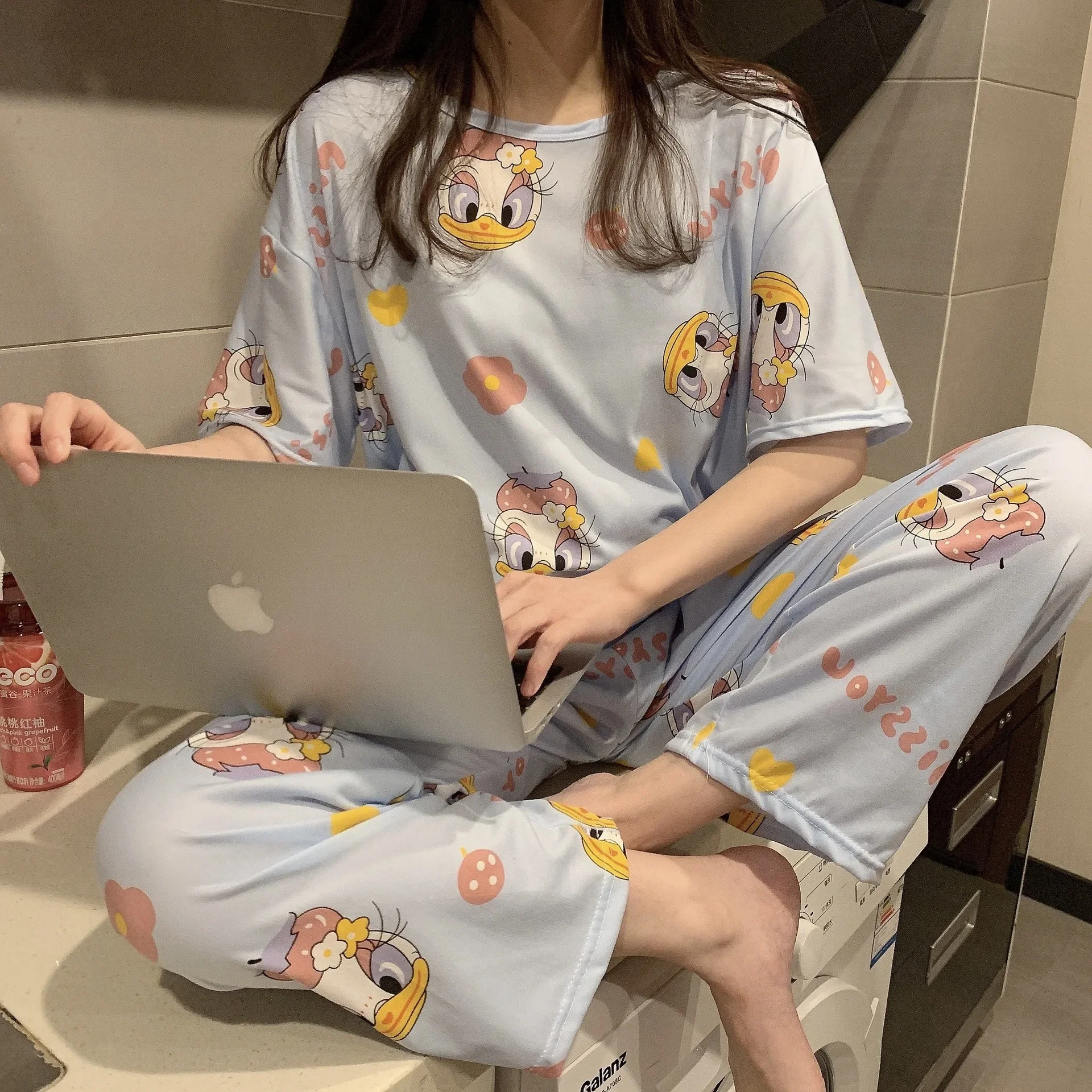 

cartoon Mickey and Minnie print pajamas women's summer cute short-sleeved trousers thin two-piece suit casual home wear Disney