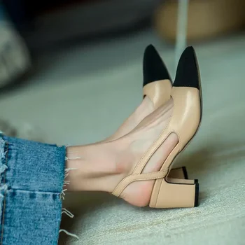 Summer Fashion Color Blocked Flat Bottom Coarse Heel Women's Sandals New Small Fragrant Style Shallow Mouth Low Tailored Shoes 1